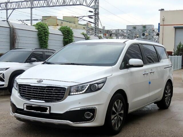 Кіа Карнівал 2017 у Києві на Automoto.ua Білий Кіа Карнівал, об'ємом двигуна 0 л та пробігом 120 тис. км за 15500 $, фото 1 на Automoto.ua