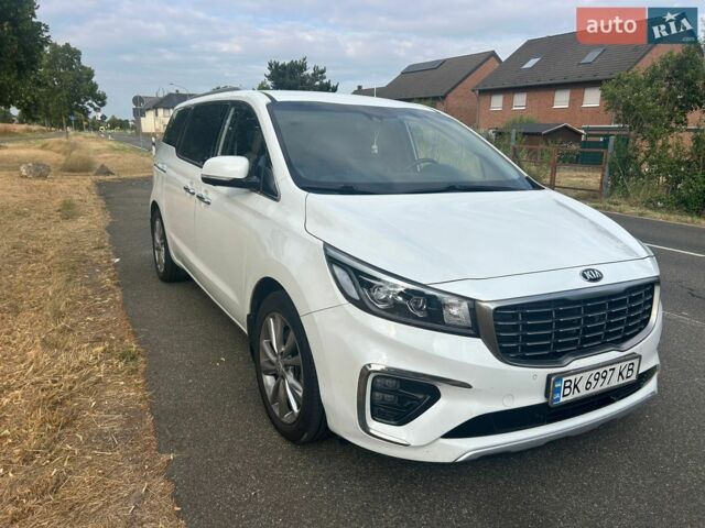 Білий Кіа Карнівал, об'ємом двигуна 2.2 л та пробігом 127 тис. км за 24100 $, фото 1 на Automoto.ua