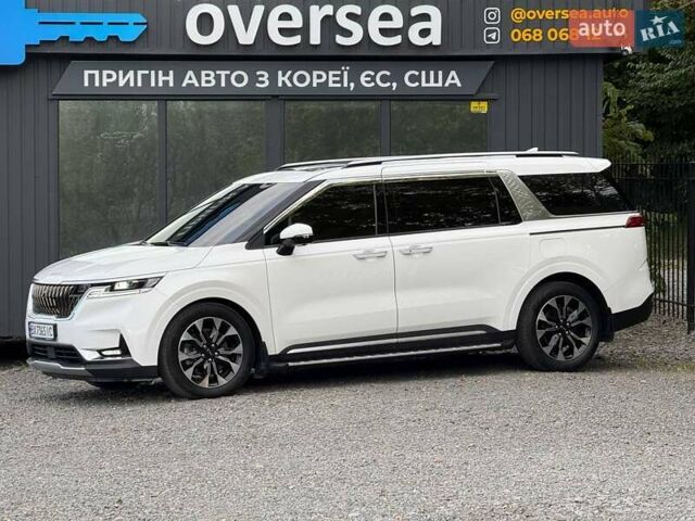 Белый Киа Карнивал, объемом двигателя 2.15 л и пробегом 71 тыс. км за 45500 $, фото 1 на Automoto.ua
