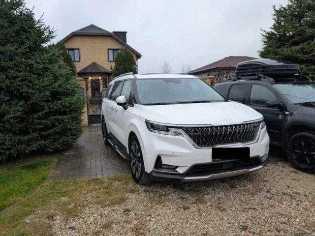 Белый Киа Карнивал, объемом двигателя 2.2 л и пробегом 43 тыс. км за 33000 $, фото 1 на Automoto.ua