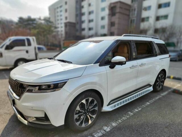 Белый Киа Карнивал, объемом двигателя 2.2 л и пробегом 34 тыс. км за 22700 $, фото 1 на Automoto.ua