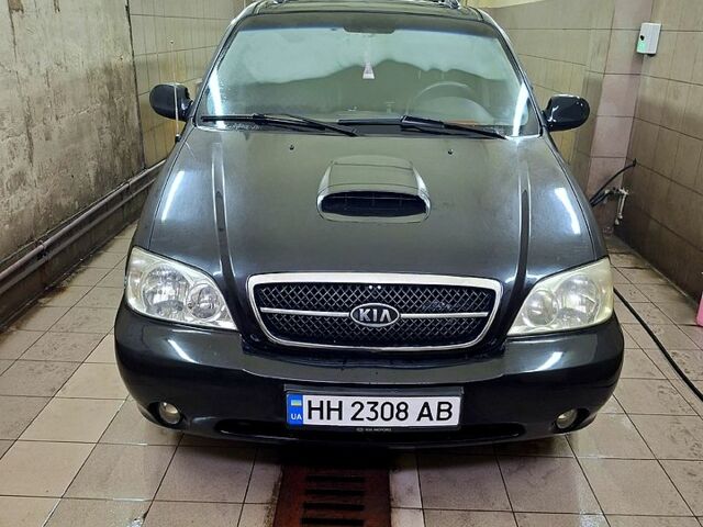 Чорний Кіа Карнівал, об'ємом двигуна 2.9 л та пробігом 280 тис. км за 3900 $, фото 1 на Automoto.ua