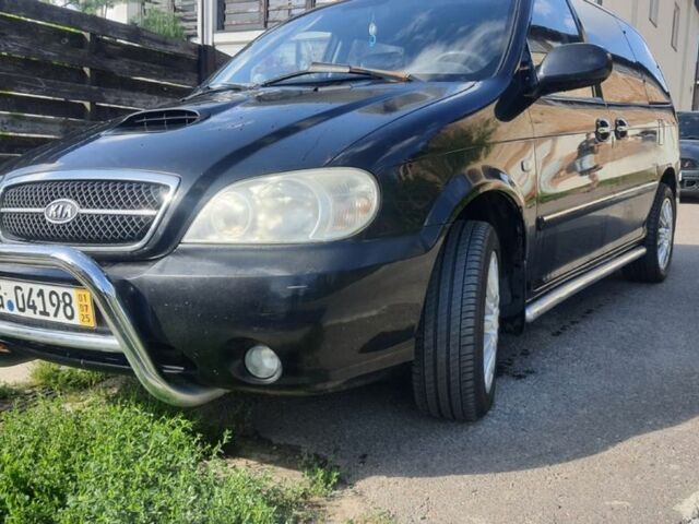 Чорний Кіа Карнівал, об'ємом двигуна 2.9 л та пробігом 300 тис. км за 2700 $, фото 1 на Automoto.ua