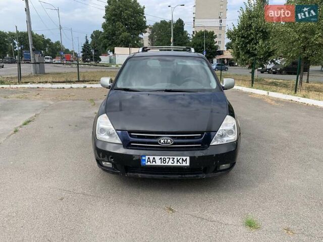 Черный Киа Карнивал, объемом двигателя 2.9 л и пробегом 235 тыс. км за 5800 $, фото 1 на Automoto.ua