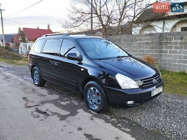 Черный Киа Карнивал, объемом двигателя 2.9 л и пробегом 223 тыс. км за 6300 $, фото 1 на Automoto.ua