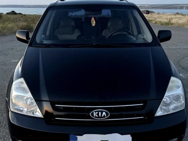 Черный Киа Карнивал, объемом двигателя 2.9 л и пробегом 262 тыс. км за 4500 $, фото 1 на Automoto.ua
