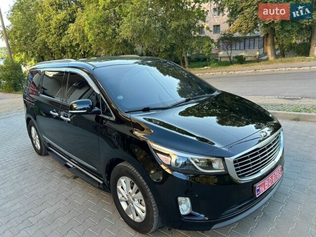Чорний Кіа Карнівал, об'ємом двигуна 2.2 л та пробігом 214 тис. км за 16300 $, фото 1 на Automoto.ua
