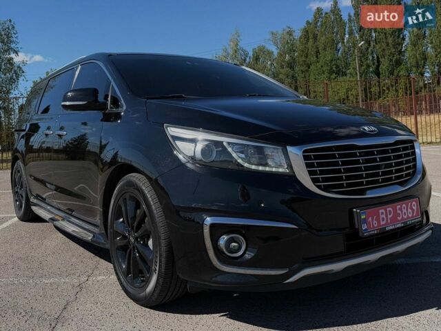 Черный Киа Карнивал, объемом двигателя 2.2 л и пробегом 196 тыс. км за 21500 $, фото 1 на Automoto.ua