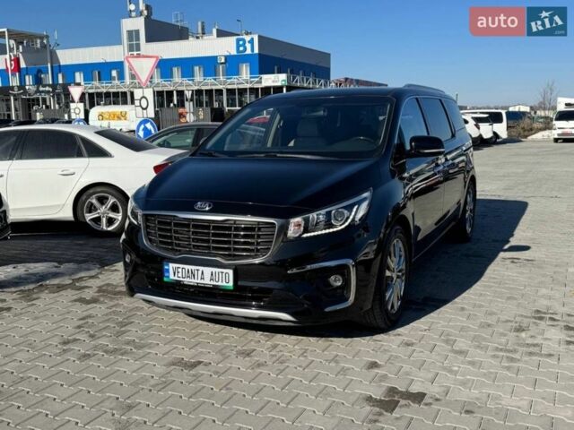Черный Киа Карнивал, объемом двигателя 2.2 л и пробегом 87 тыс. км за 26000 $, фото 1 на Automoto.ua