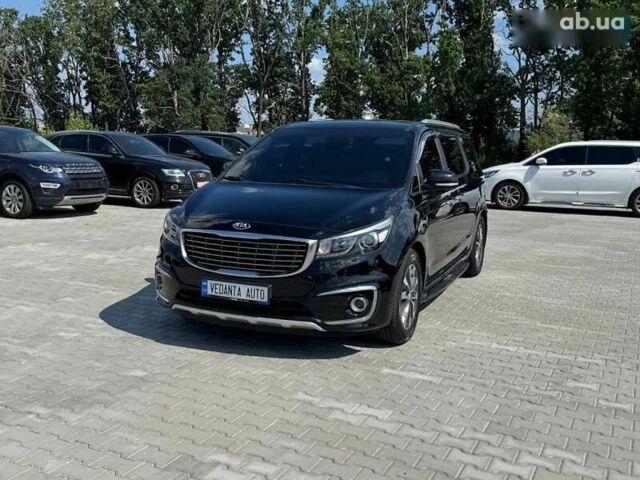 Киа Карнивал, объемом двигателя 2.2 л и пробегом 141 тыс. км за 22500 $, фото 1 на Automoto.ua