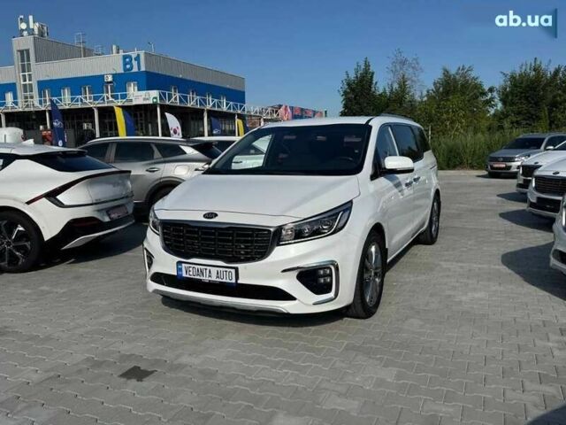 Киа Карнивал, объемом двигателя 2.2 л и пробегом 77 тыс. км за 30500 $, фото 1 на Automoto.ua