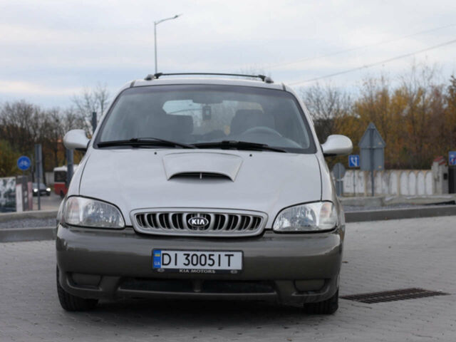 Сірий Кіа Карнівал, об'ємом двигуна 2.9 л та пробігом 380 тис. км за 3450 $, фото 1 на Automoto.ua