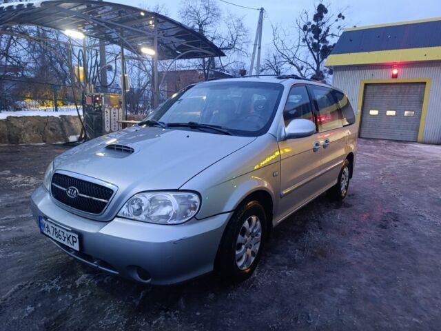 Сірий Кіа Карнівал, об'ємом двигуна 2.9 л та пробігом 333 тис. км за 1900 $, фото 1 на Automoto.ua