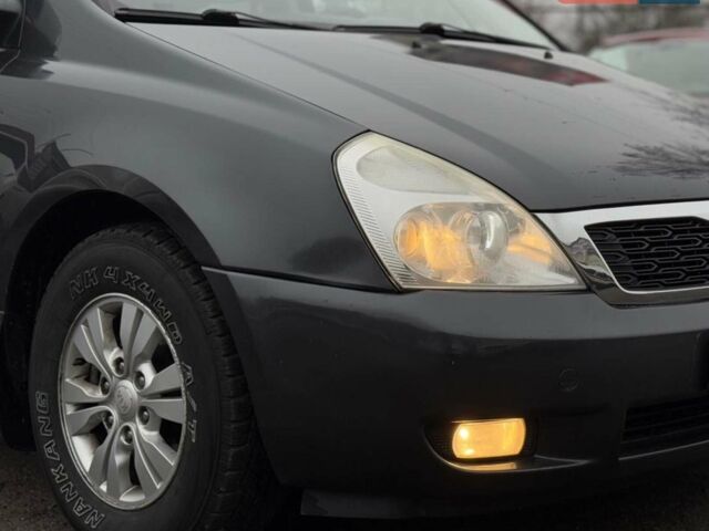 Сірий Кіа Карнівал, об'ємом двигуна 2.9 л та пробігом 226 тис. км за 9200 $, фото 1 на Automoto.ua