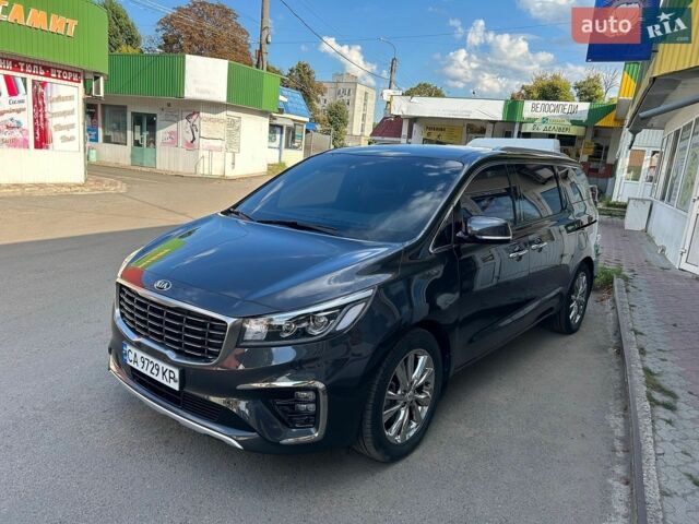 Сірий Кіа Карнівал, об'ємом двигуна 2.2 л та пробігом 114 тис. км за 23900 $, фото 1 на Automoto.ua