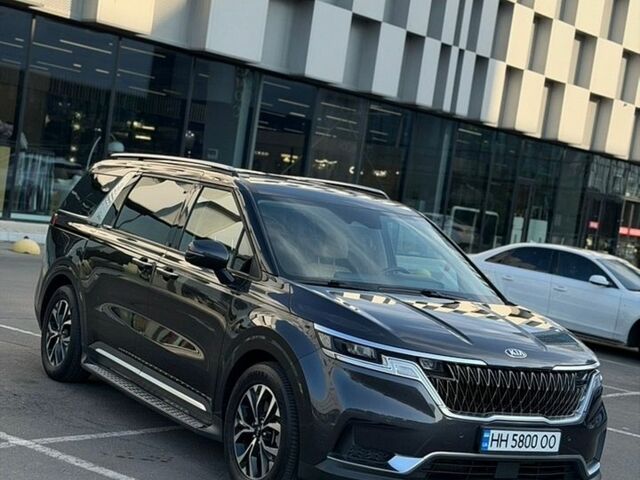 Серый Киа Карнивал, объемом двигателя 2.15 л и пробегом 143 тыс. км за 32500 $, фото 1 на Automoto.ua