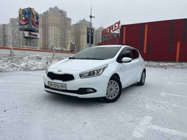 Белый Киа Сид, объемом двигателя 1.4 л и пробегом 232 тыс. км за 7300 $, фото 1 на Automoto.ua