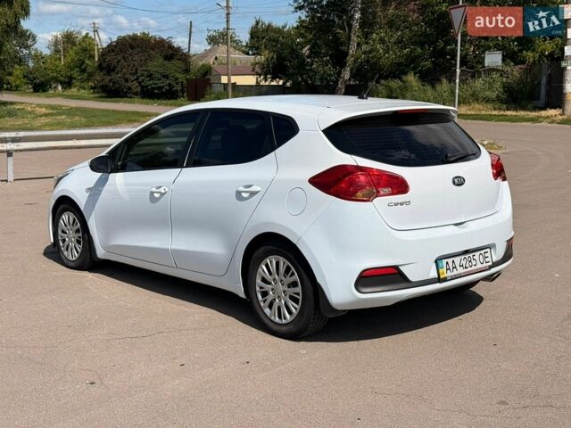 Белый Киа Сид, объемом двигателя 1.59 л и пробегом 164 тыс. км за 9600 $, фото 1 на Automoto.ua