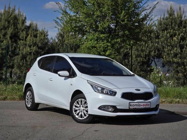 Білий Кіа Сід, об'ємом двигуна 1.58 л та пробігом 122 тис. км за 10999 $, фото 1 на Automoto.ua