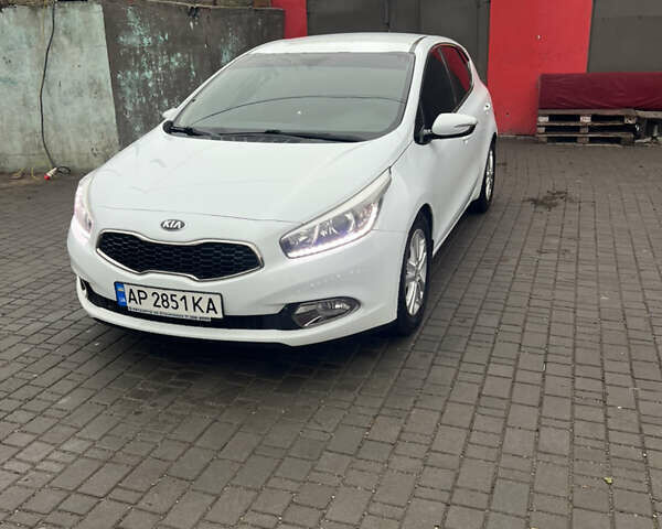 Белый Киа Сид, объемом двигателя 1.6 л и пробегом 66 тыс. км за 12500 $, фото 1 на Automoto.ua