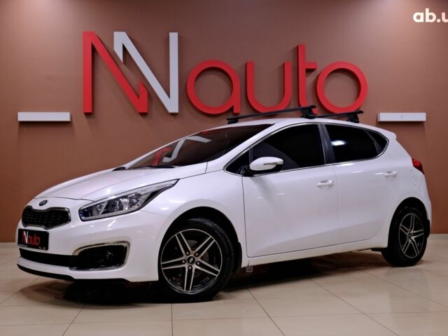 Білий Кіа Сід, об'ємом двигуна 1.6 л та пробігом 134 тис. км за 11900 $, фото 1 на Automoto.ua