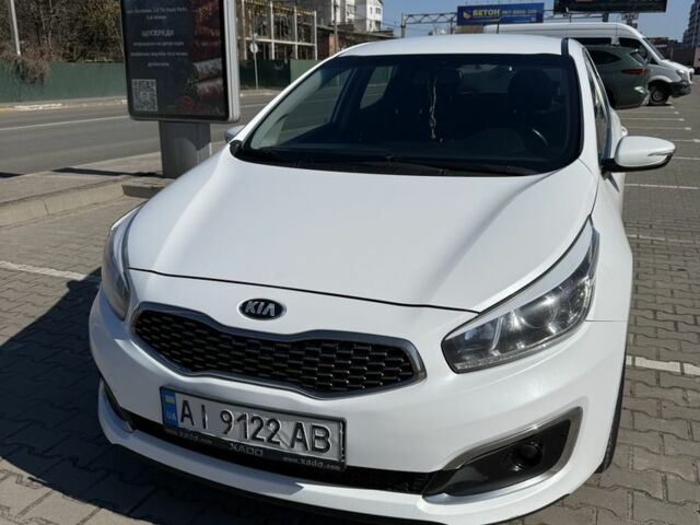 Білий Кіа Сід, об'ємом двигуна 1.6 л та пробігом 228 тис. км за 12100 $, фото 1 на Automoto.ua