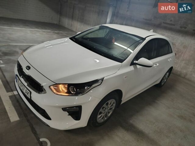 Белый Киа Сид, объемом двигателя 1.59 л и пробегом 40 тыс. км за 13999 $, фото 1 на Automoto.ua