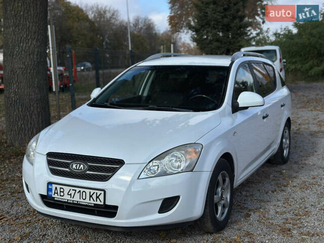 Белый Киа Сид, объемом двигателя 1.6 л и пробегом 193 тыс. км за 5500 $, фото 1 на Automoto.ua