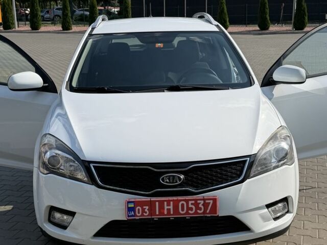 Білий Кіа Сід, об'ємом двигуна 1.6 л та пробігом 216 тис. км за 6692 $, фото 1 на Automoto.ua