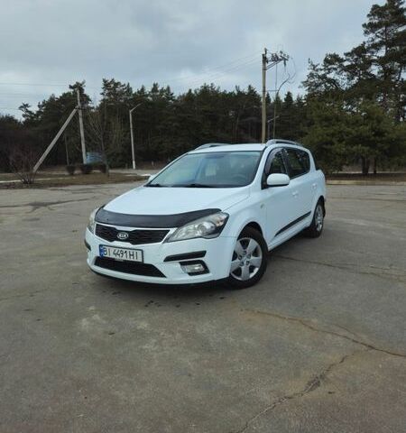 Белый Киа Сид, объемом двигателя 1.6 л и пробегом 168 тыс. км за 5999 $, фото 1 на Automoto.ua