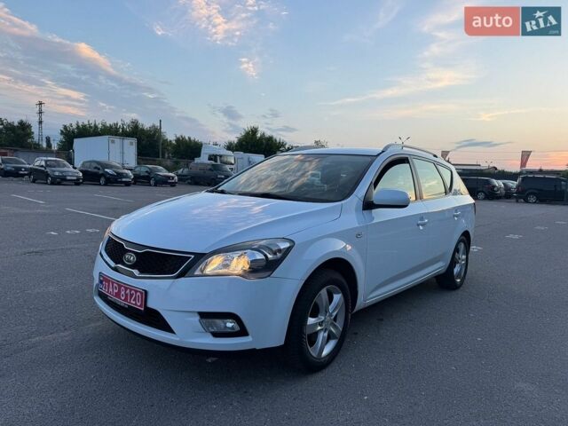 Белый Киа Сид, объемом двигателя 1.6 л и пробегом 188 тыс. км за 7900 $, фото 1 на Automoto.ua