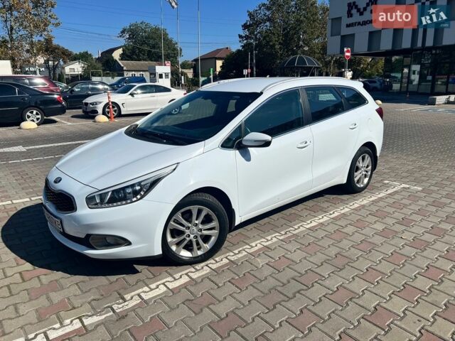 Белый Киа Сид, объемом двигателя 1.59 л и пробегом 175 тыс. км за 9000 $, фото 1 на Automoto.ua