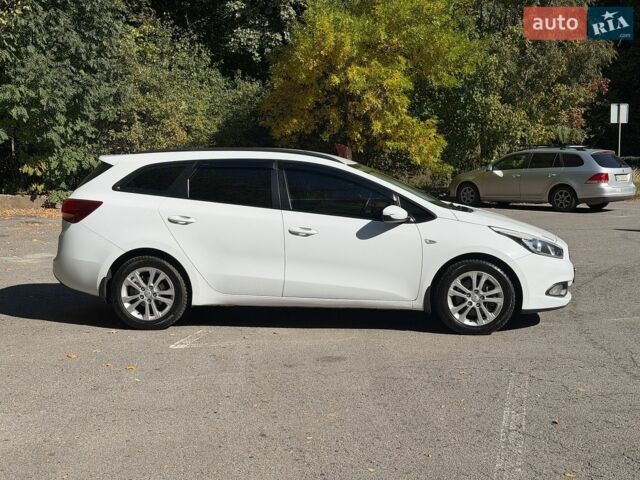 Белый Киа Сид, объемом двигателя 1.4 л и пробегом 183 тыс. км за 6499 $, фото 1 на Automoto.ua
