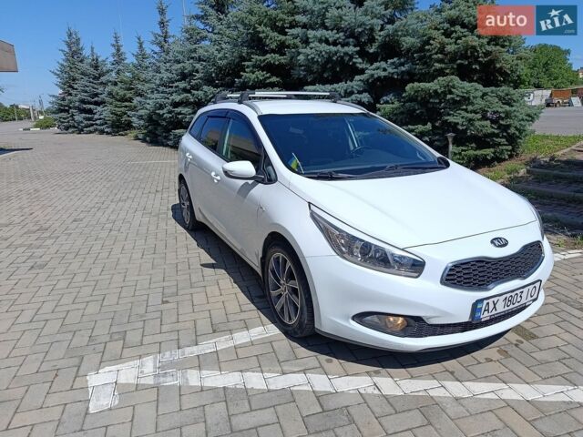 Белый Киа Сид, объемом двигателя 1.58 л и пробегом 200 тыс. км за 8300 $, фото 1 на Automoto.ua