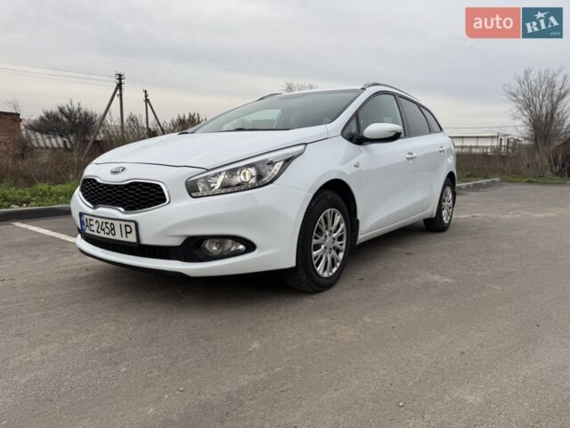 Белый Киа Сид, объемом двигателя 1.6 л и пробегом 232 тыс. км за 8500 $, фото 1 на Automoto.ua