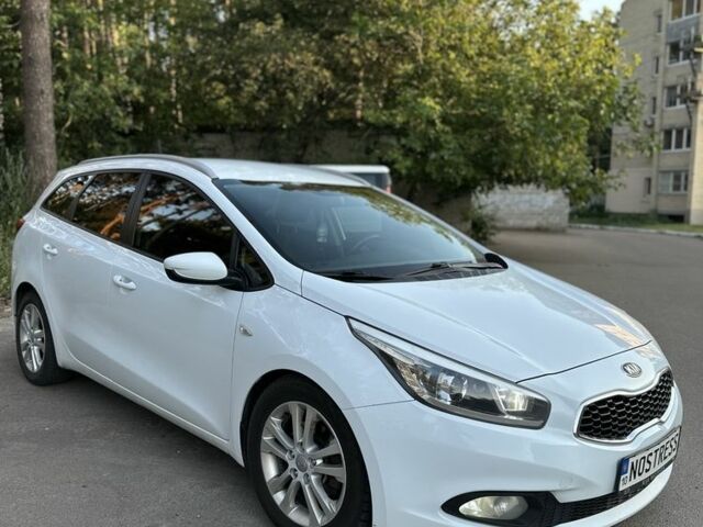 Белый Киа Сид, объемом двигателя 1.4 л и пробегом 250 тыс. км за 7700 $, фото 1 на Automoto.ua