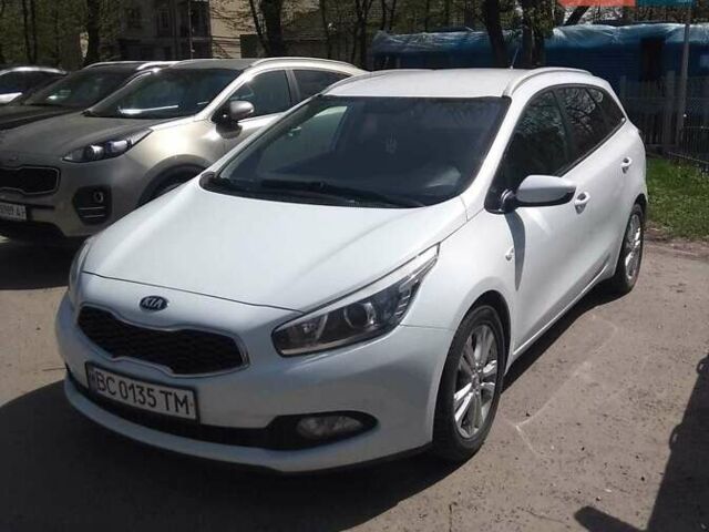 Белый Киа Сид, объемом двигателя 1.4 л и пробегом 250 тыс. км за 8200 $, фото 1 на Automoto.ua