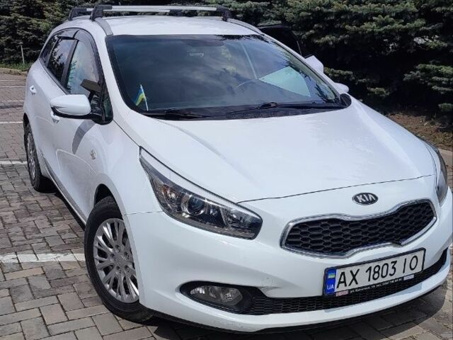 Белый Киа Сид, объемом двигателя 1.6 л и пробегом 201 тыс. км за 9300 $, фото 1 на Automoto.ua