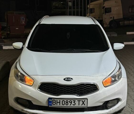 Білий Кіа Сід, об'ємом двигуна 1.6 л та пробігом 273 тис. км за 7200 $, фото 1 на Automoto.ua