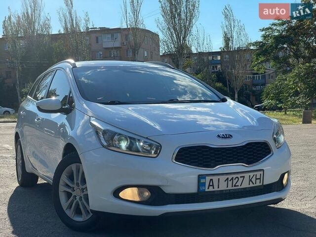 Белый Киа Сид, объемом двигателя 1.6 л и пробегом 280 тыс. км за 8484 $, фото 1 на Automoto.ua