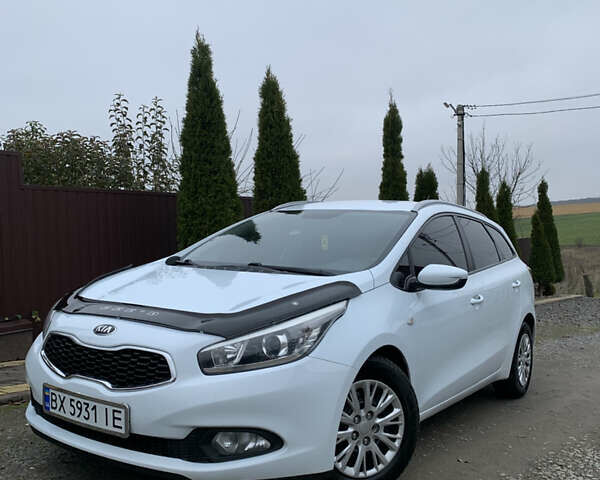 Білий Кіа Сід, об'ємом двигуна 1.6 л та пробігом 258 тис. км за 7800 $, фото 1 на Automoto.ua