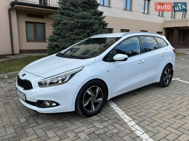 Белый Киа Сид, объемом двигателя 1.6 л и пробегом 160 тыс. км за 11500 $, фото 1 на Automoto.ua