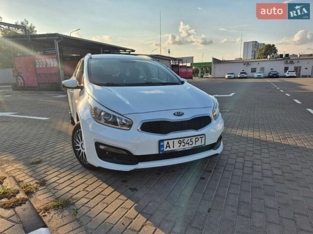 Білий Кіа Сід, об'ємом двигуна 1.58 л та пробігом 300 тис. км за 8000 $, фото 1 на Automoto.ua