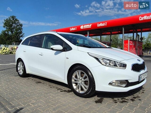 Белый Киа Сид, объемом двигателя 1.6 л и пробегом 278 тыс. км за 8100 $, фото 1 на Automoto.ua