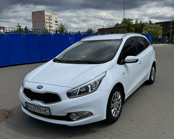 Білий Кіа Сід, об'ємом двигуна 1.4 л та пробігом 352 тис. км за 7700 $, фото 1 на Automoto.ua