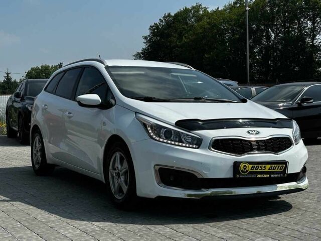 Білий Кіа Сід, об'ємом двигуна 1.4 л та пробігом 204 тис. км за 9200 $, фото 1 на Automoto.ua