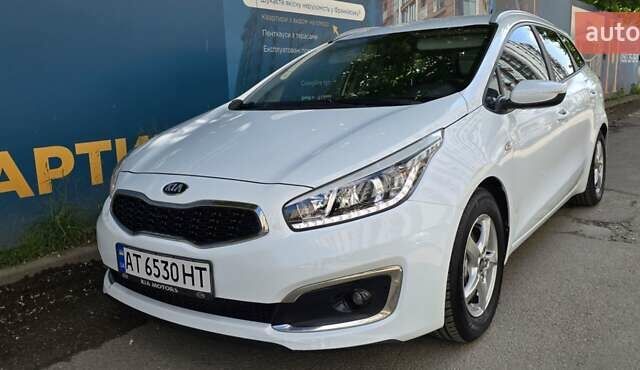 Белый Киа Сид, объемом двигателя 1.4 л и пробегом 199 тыс. км за 8099 $, фото 1 на Automoto.ua