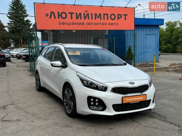 Белый Киа Сид, объемом двигателя 1.6 л и пробегом 184 тыс. км за 12000 $, фото 1 на Automoto.ua