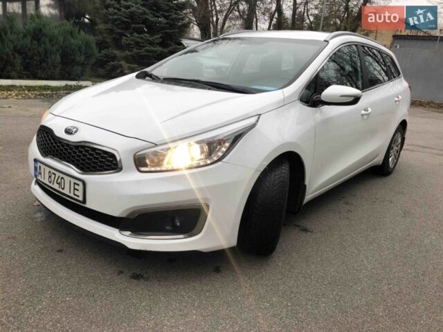 Белый Киа Сид, объемом двигателя 1.6 л и пробегом 160 тыс. км за 11000 $, фото 1 на Automoto.ua