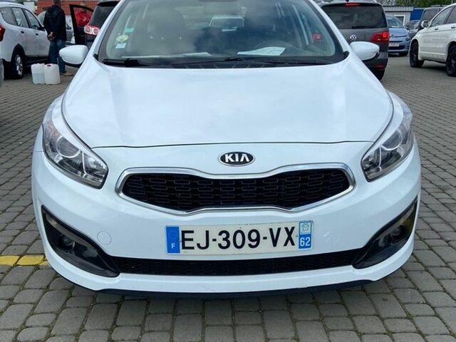 Белый Киа Сид, объемом двигателя 1.58 л и пробегом 321 тыс. км за 9650 $, фото 1 на Automoto.ua